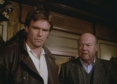 Angus MacGyver Trucs et Astuces - 1x11 Pris au Pi�ge - MacGyver et Pete Thornton